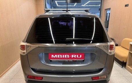 Mitsubishi Outlander III рестайлинг 3, 2012 год, 1 379 000 рублей, 6 фотография