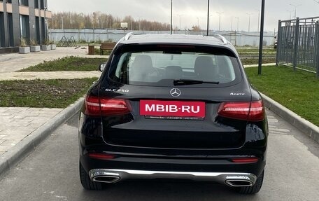 Mercedes-Benz GLC, 2018 год, 3 890 000 рублей, 6 фотография