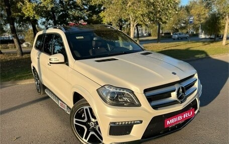 Mercedes-Benz GL-Класс, 2015 год, 5 490 000 рублей, 4 фотография