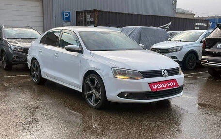 Volkswagen Jetta VI, 2014 год, 749 990 рублей, 3 фотография