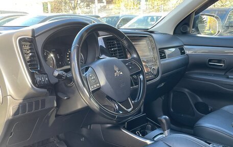 Mitsubishi Outlander III рестайлинг 3, 2018 год, 2 549 000 рублей, 7 фотография