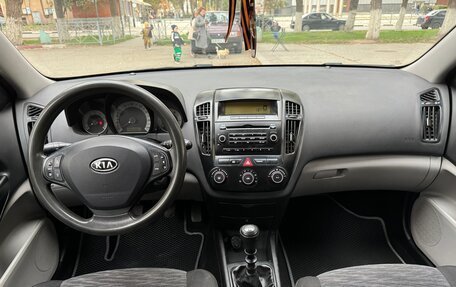 KIA cee'd I рестайлинг, 2008 год, 700 000 рублей, 7 фотография