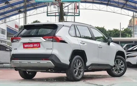 Toyota RAV4, 2024 год, 4 141 000 рублей, 7 фотография