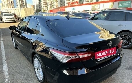 Toyota Camry, 2019 год, 3 380 000 рублей, 9 фотография