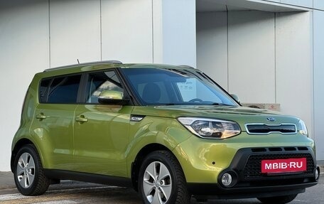 KIA Soul II рестайлинг, 2015 год, 1 683 000 рублей, 5 фотография