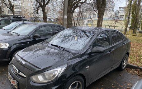 Hyundai Solaris II рестайлинг, 2011 год, 735 000 рублей, 10 фотография