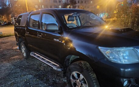 Toyota Hilux VII, 2011 год, 2 000 000 рублей, 9 фотография