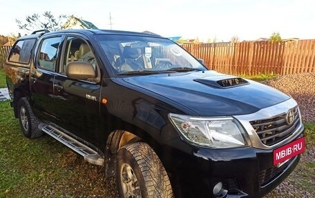 Toyota Hilux VII, 2011 год, 2 000 000 рублей, 14 фотография