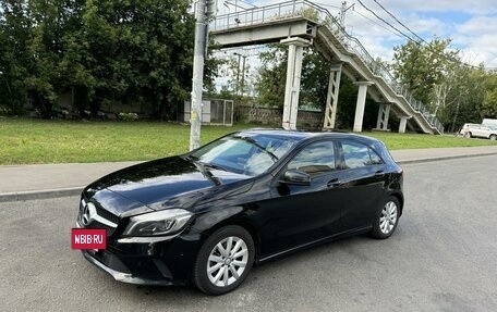 Mercedes-Benz A-Класс, 2017 год, 1 840 000 рублей, 6 фотография