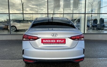 Hyundai Solaris II рестайлинг, 2021 год, 1 795 000 рублей, 4 фотография