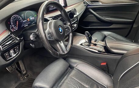 BMW 5 серия, 2018 год, 3 700 000 рублей, 9 фотография