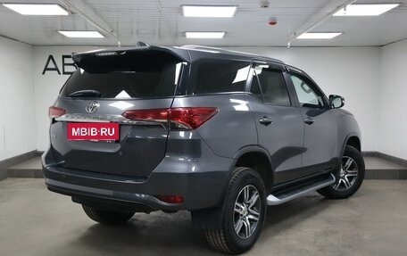 Toyota Fortuner II, 2017 год, 3 175 000 рублей, 2 фотография