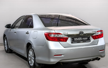 Toyota Camry, 2011 год, 1 600 000 рублей, 7 фотография