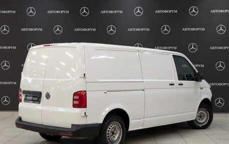 Volkswagen Transporter T6 рестайлинг, 2019 год, 1 650 000 рублей, 2 фотография