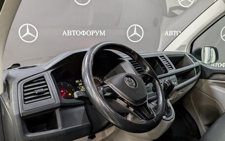 Volkswagen Transporter T6 рестайлинг, 2019 год, 1 650 000 рублей, 15 фотография