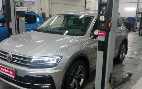 Volkswagen Tiguan II, 2018 год, 3 150 000 рублей, 1 фотография