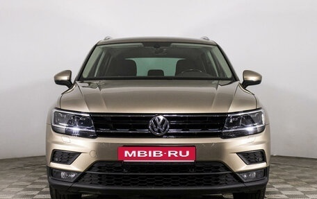 Volkswagen Tiguan II, 2017 год, 2 449 000 рублей, 2 фотография