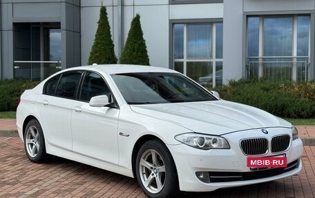 BMW 5 серия, 2010 год, 1 590 000 рублей, 3 фотография