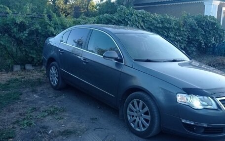 Volkswagen Passat B6, 2008 год, 750 000 рублей, 2 фотография