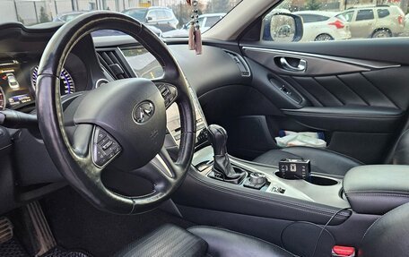 Infiniti Q50 I рестайлинг, 2014 год, 2 380 000 рублей, 12 фотография