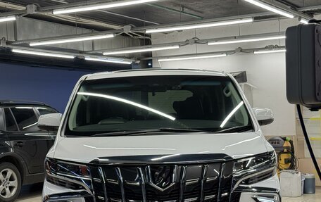 Toyota Alphard III, 2019 год, 4 550 000 рублей, 2 фотография