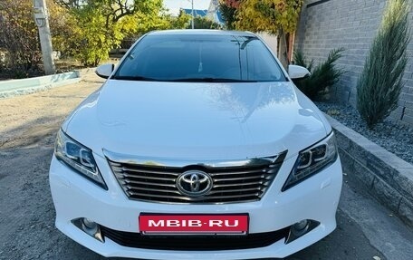 Toyota Camry, 2013 год, 2 090 000 рублей, 2 фотография