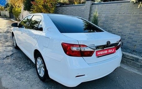 Toyota Camry, 2013 год, 2 090 000 рублей, 6 фотография