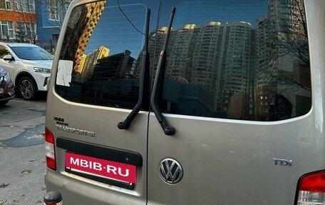 Volkswagen Transporter T5 рестайлинг, 2010 год, 2 000 000 рублей, 7 фотография