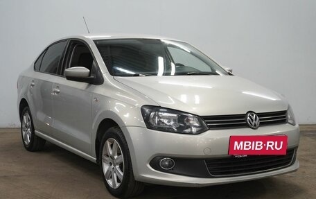 Volkswagen Polo VI (EU Market), 2011 год, 895 000 рублей, 3 фотография