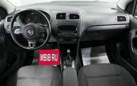 Volkswagen Polo VI (EU Market), 2011 год, 895 000 рублей, 10 фотография