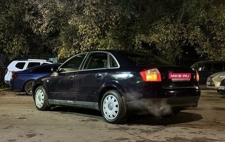 Audi A4, 2004 год, 520 000 рублей, 3 фотография