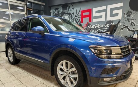 Volkswagen Tiguan II, 2018 год, 3 300 000 рублей, 19 фотография