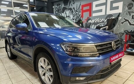 Volkswagen Tiguan II, 2018 год, 3 300 000 рублей, 21 фотография