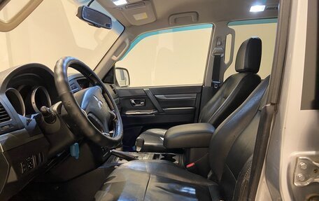 Mitsubishi Pajero IV, 2011 год, 2 020 000 рублей, 13 фотография