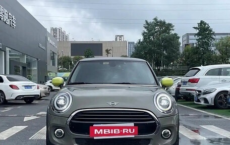 MINI Hatch, 2020 год, 1 810 000 рублей, 2 фотография