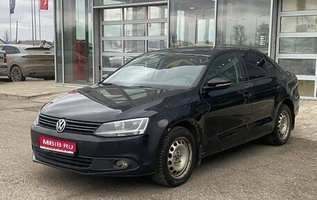 Volkswagen Jetta VI, 2011 год, 820 000 рублей, 1 фотография