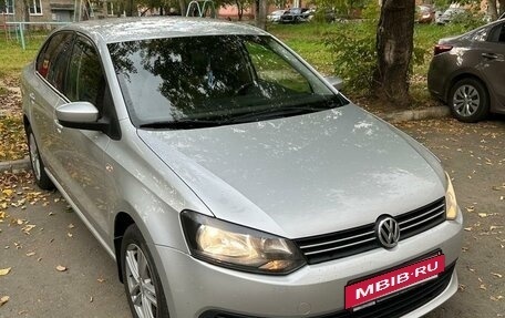 Volkswagen Polo VI (EU Market), 2012 год, 760 000 рублей, 2 фотография