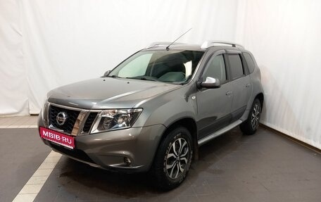 Nissan Terrano III, 2015 год, 1 213 000 рублей, 1 фотография