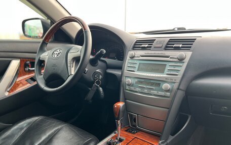 Toyota Camry, 2007 год, 1 250 000 рублей, 13 фотография