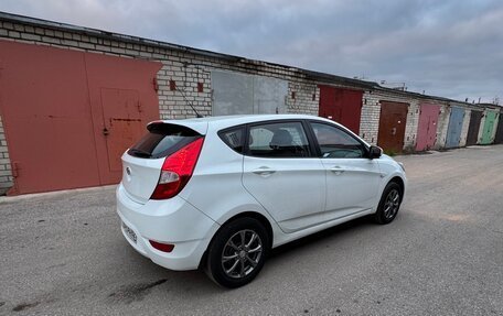 Hyundai Solaris II рестайлинг, 2012 год, 730 000 рублей, 5 фотография