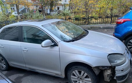 Volkswagen Jetta VI, 2009 год, 350 000 рублей, 4 фотография