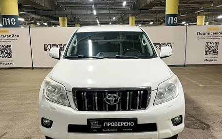 Toyota Land Cruiser Prado 150 рестайлинг 2, 2013 год, 3 525 000 рублей, 2 фотография