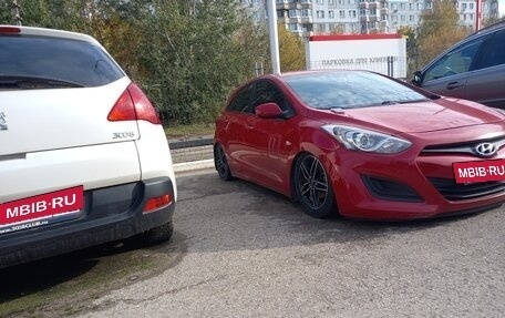 Hyundai i30 II рестайлинг, 2013 год, 950 000 рублей, 4 фотография