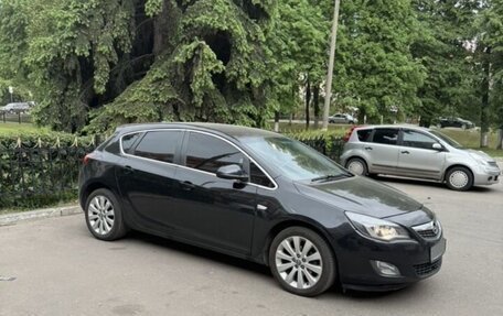 Opel Astra J, 2011 год, 950 000 рублей, 6 фотография