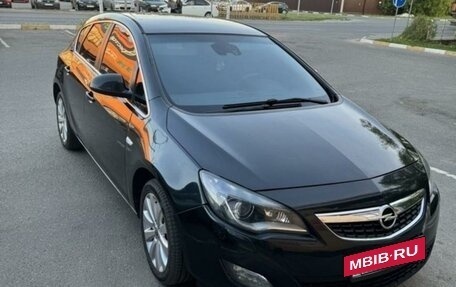 Opel Astra J, 2011 год, 950 000 рублей, 9 фотография