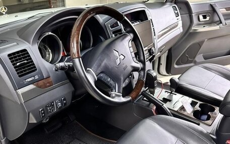 Mitsubishi Pajero IV, 2019 год, 4 450 000 рублей, 16 фотография