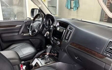 Mitsubishi Pajero IV, 2019 год, 4 450 000 рублей, 17 фотография