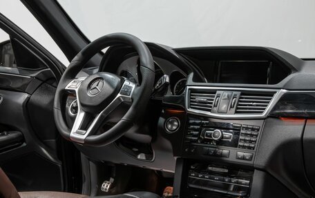 Mercedes-Benz E-Класс, 2012 год, 1 549 000 рублей, 6 фотография