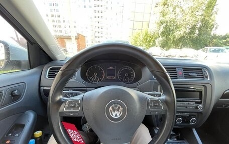 Volkswagen Jetta VI, 2011 год, 1 130 000 рублей, 23 фотография