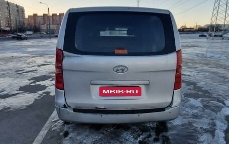 Hyundai Grand Starex Grand Starex I рестайлинг 2, 2010 год, 690 000 рублей, 4 фотография